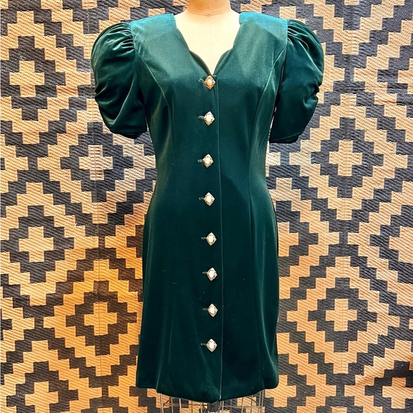 VINTAGE 80s emerald green velvet formal‎ midi mini dress statement puff sleeves - Picture 9 of 15